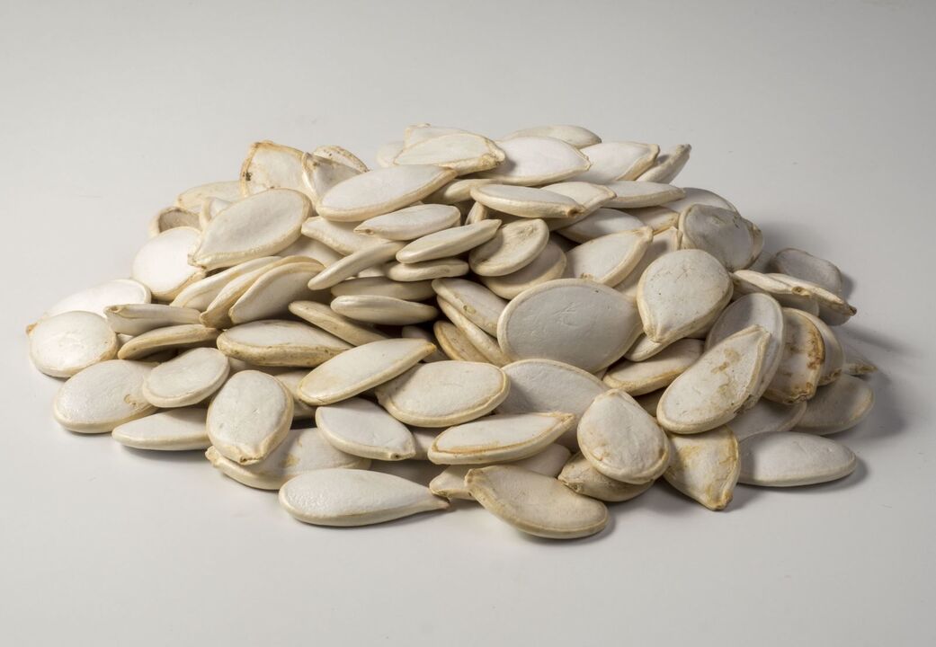 Čerstvé tekvicové semienka obsahujú arginín, ktorý pomáha predĺžiť erekciu